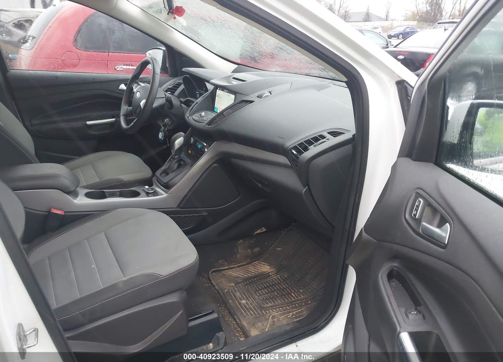 2016 FORD ESCAPE SE VIN: 1FMCU9GX0GUC77836