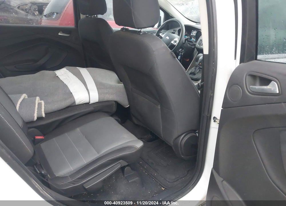 2016 FORD ESCAPE SE VIN: 1FMCU9GX0GUC77836