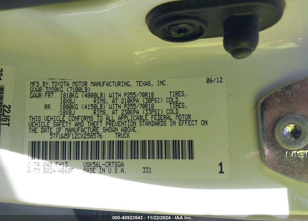 2012 TOYOTA TUNDRA GRADE 5.7L V8 VIN: 5TFUW5F12CX258576