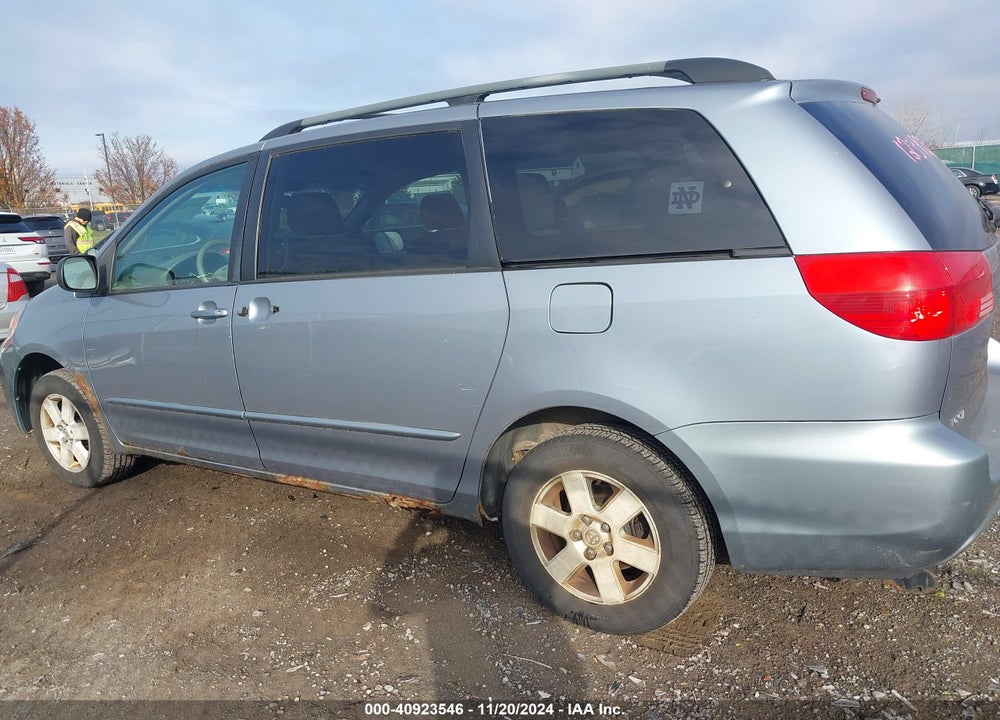 2004 TOYOTA SIENNA LE VIN: 5TDZA23C84S043400