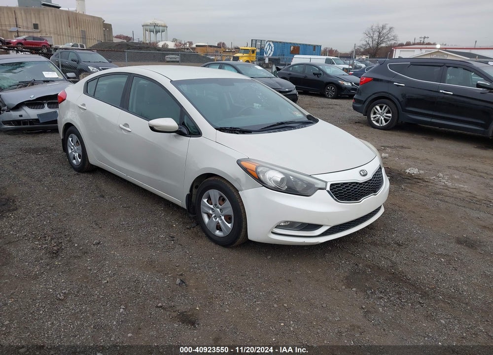 2015 KIA FORTE LX VIN: KNAFK4A67F5407157