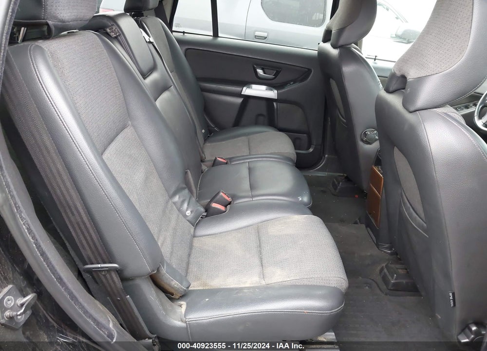 2006 VOLVO XC90 2.5T VIN: YV4CM592761305269