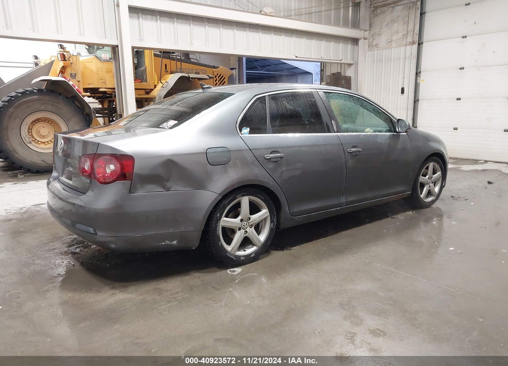 2008 VOLKSWAGEN JETTA SE/SEL VIN: 3VWRM71K08M002826