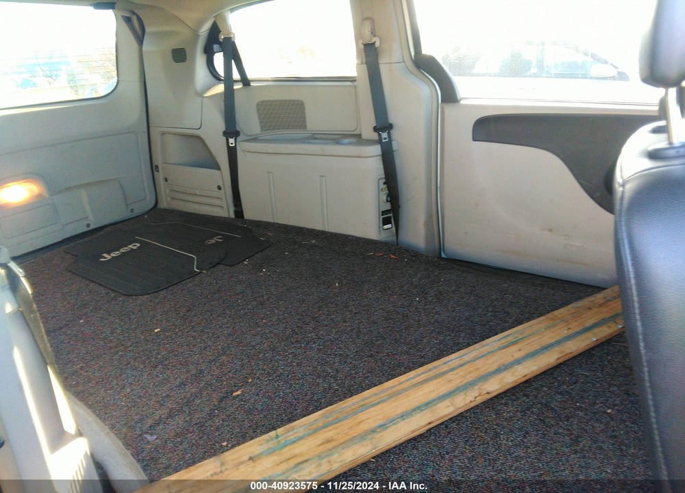 2013 CHRYSLER TOWN & COUNTRY TOURING VIN: 2C4RC1BG4DR737485