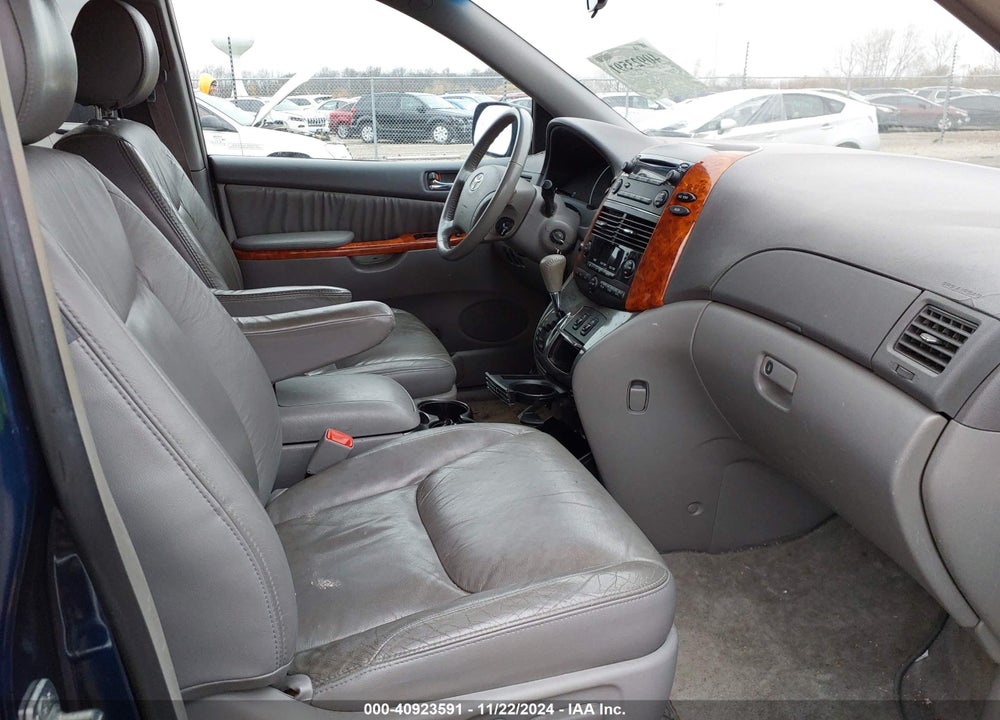 2006 TOYOTA SIENNA XLE VIN: 5TDZA22C36S581765