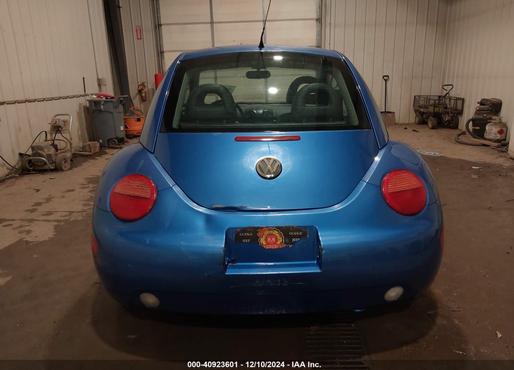 2000 VOLKSWAGEN NEW BEETLE VIN: 3VWCF21C7YM453148