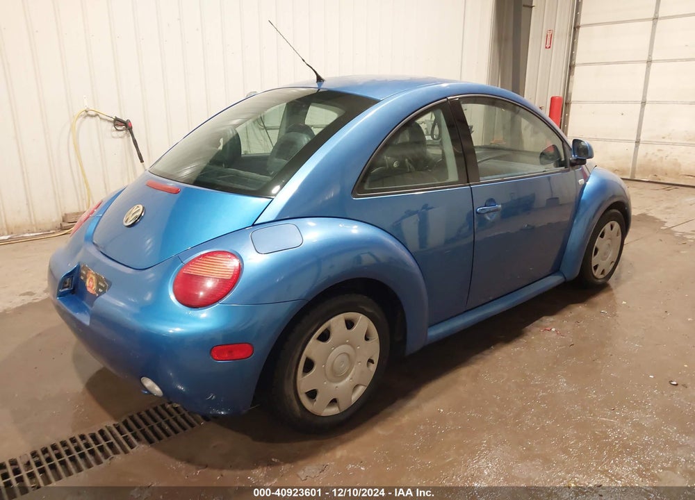 2000 VOLKSWAGEN NEW BEETLE VIN: 3VWCF21C7YM453148