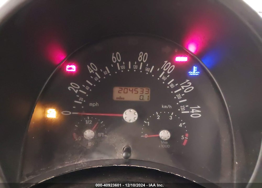 2000 VOLKSWAGEN NEW BEETLE VIN: 3VWCF21C7YM453148