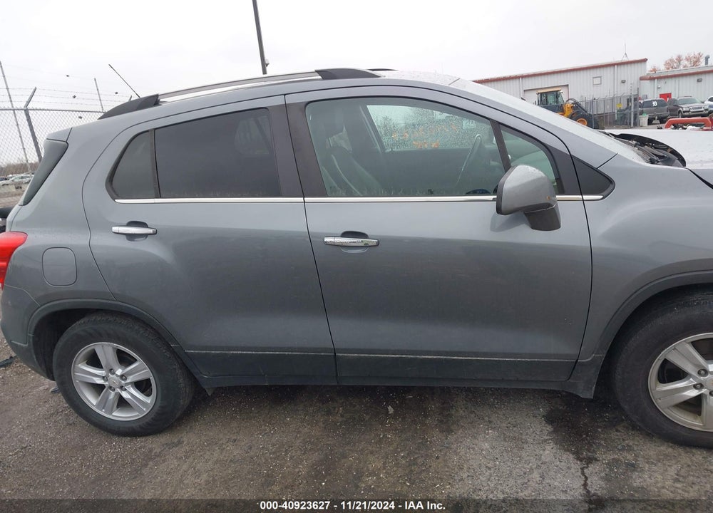 2019 CHEVROLET TRAX LT VIN: KL7CJLSB2KB939407