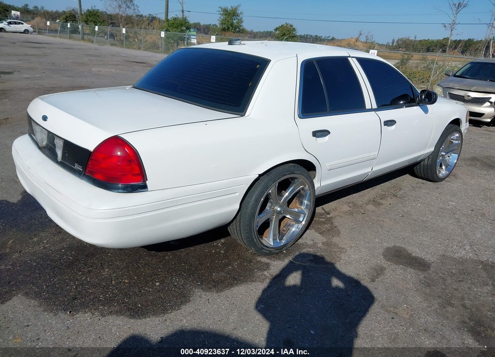 2010 FORD CROWN VICTORIA VIN: 2FABP7BVXAX121245