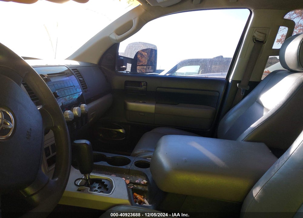 2007 TOYOTA TUNDRA SR5 5.7L V8 VIN: 5TBEV54117S461019