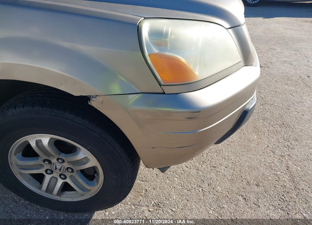 2005 HONDA PILOT EX-L VIN: 5FNYF18675B006466