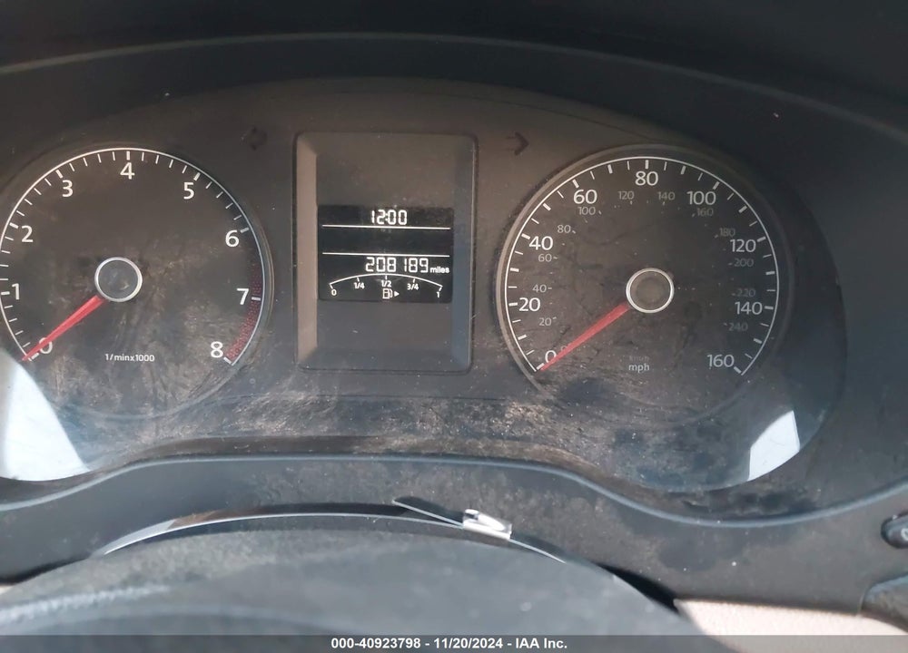 2011 VOLKSWAGEN JETTA 2.5L SE VIN: 3VWDX7AJ7BM304307