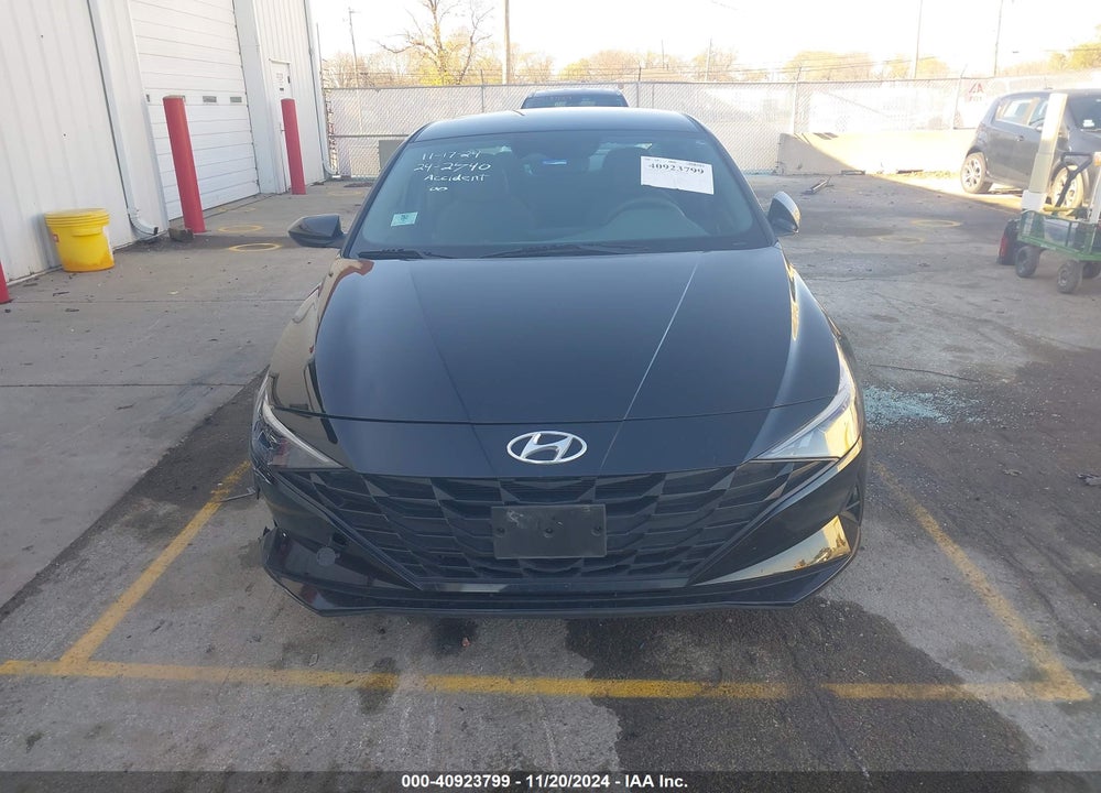 2023 HYUNDAI ELANTRA VIN: KMHLM4AG7PU440574