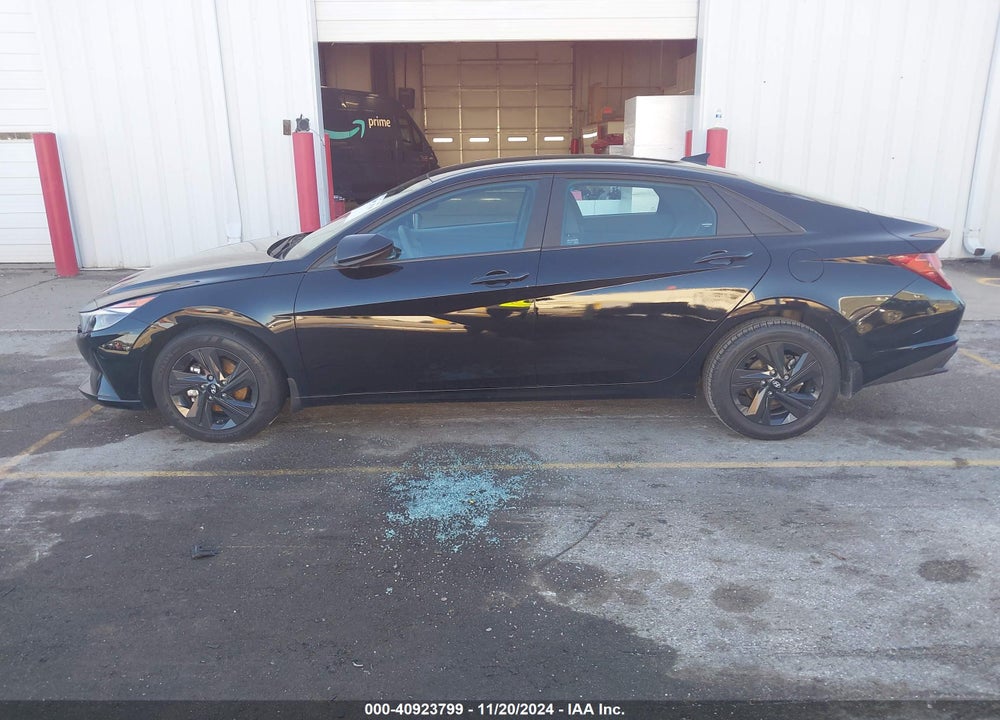 2023 HYUNDAI ELANTRA VIN: KMHLM4AG7PU440574