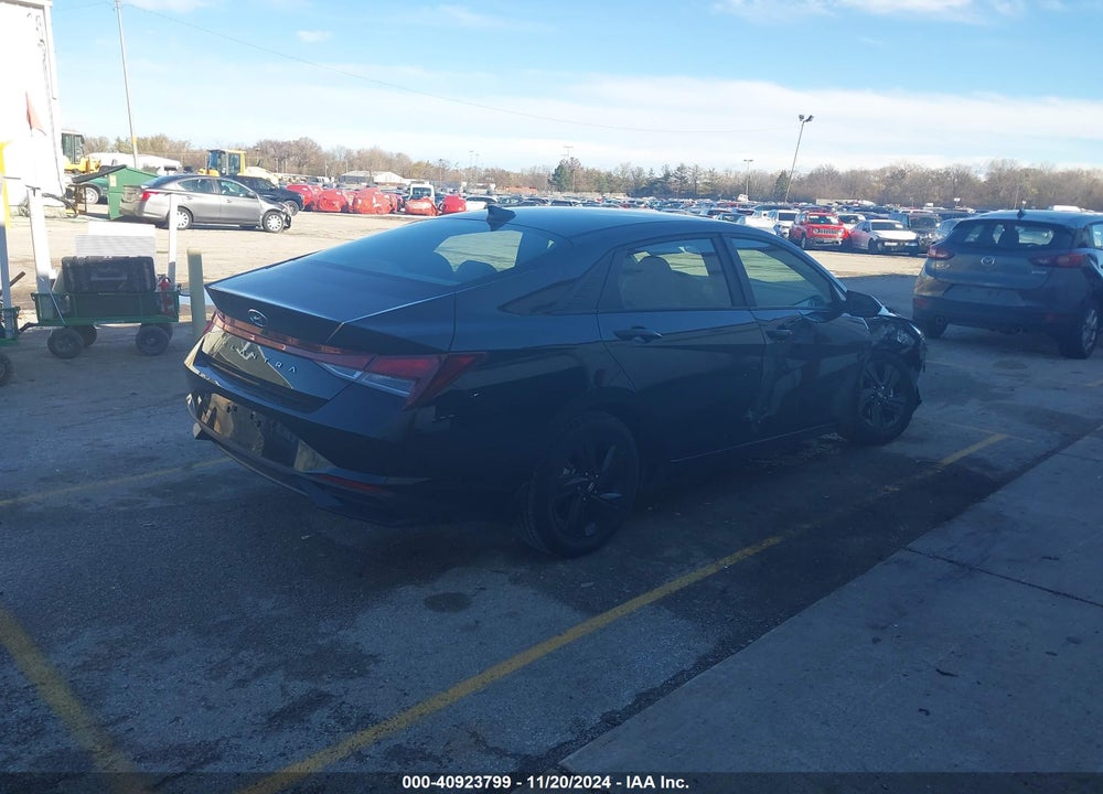 2023 HYUNDAI ELANTRA VIN: KMHLM4AG7PU440574