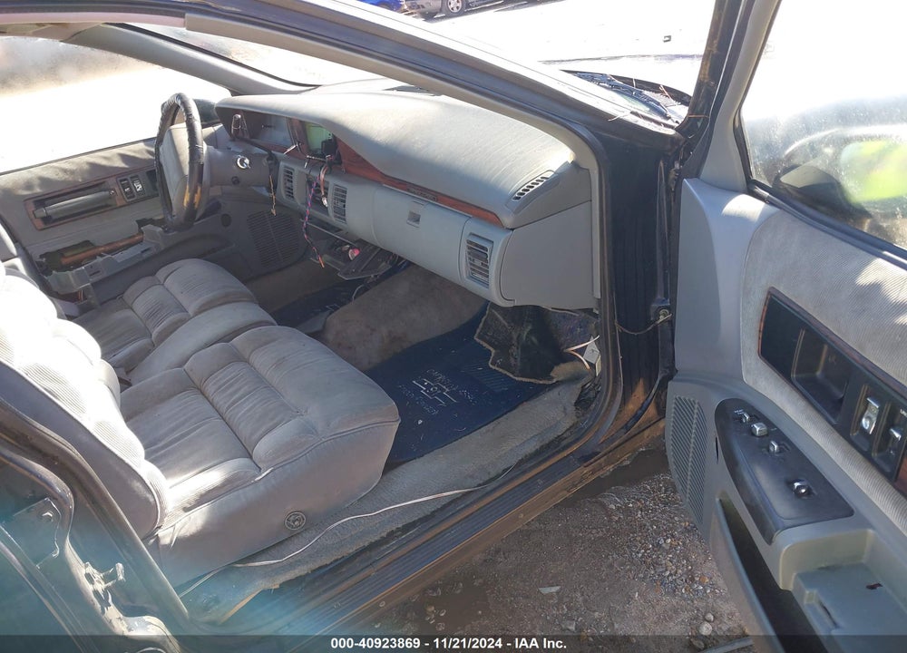 1991 CHEVROLET CAPRICE CLASSIC LTZ VIN: 1G1BN53E2MW135068