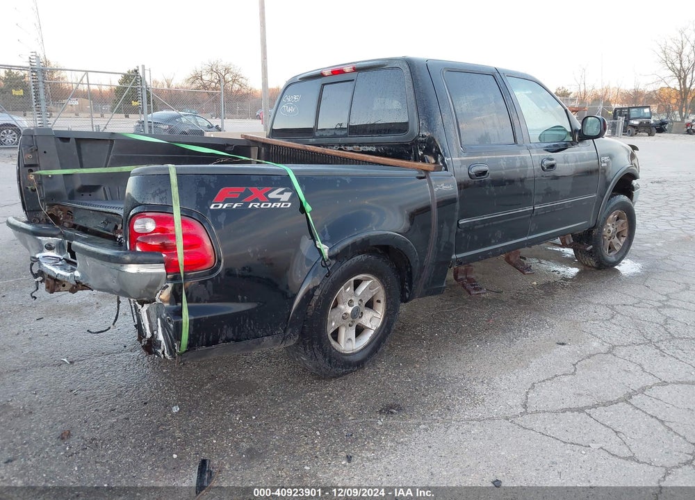 2002 FORD F-150 LARIAT/XLT VIN: 1FTRW08L52KC40351