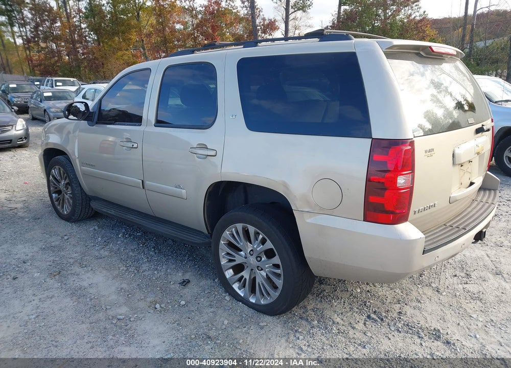 2007 CHEVROLET TAHOE LT VIN: 1GNFK13067J333935