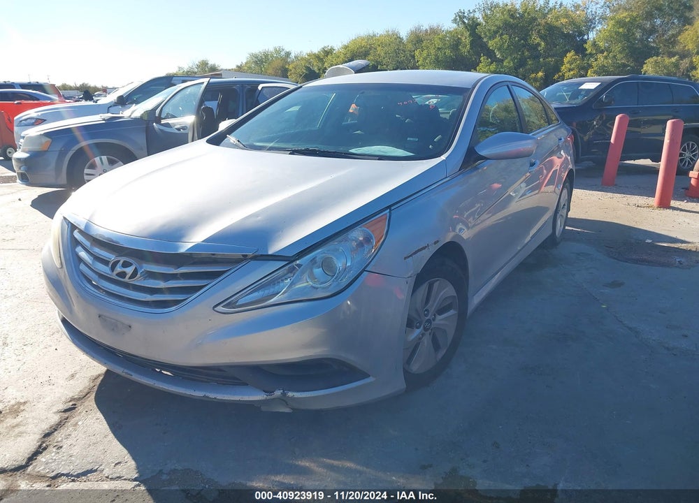 2014 HYUNDAI SONATA GLS VIN: 5NPEB4AC9EH824282