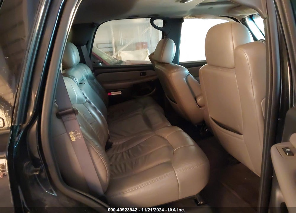 2002 CHEVROLET TAHOE LT VIN: 1GNEK13Z52J206385