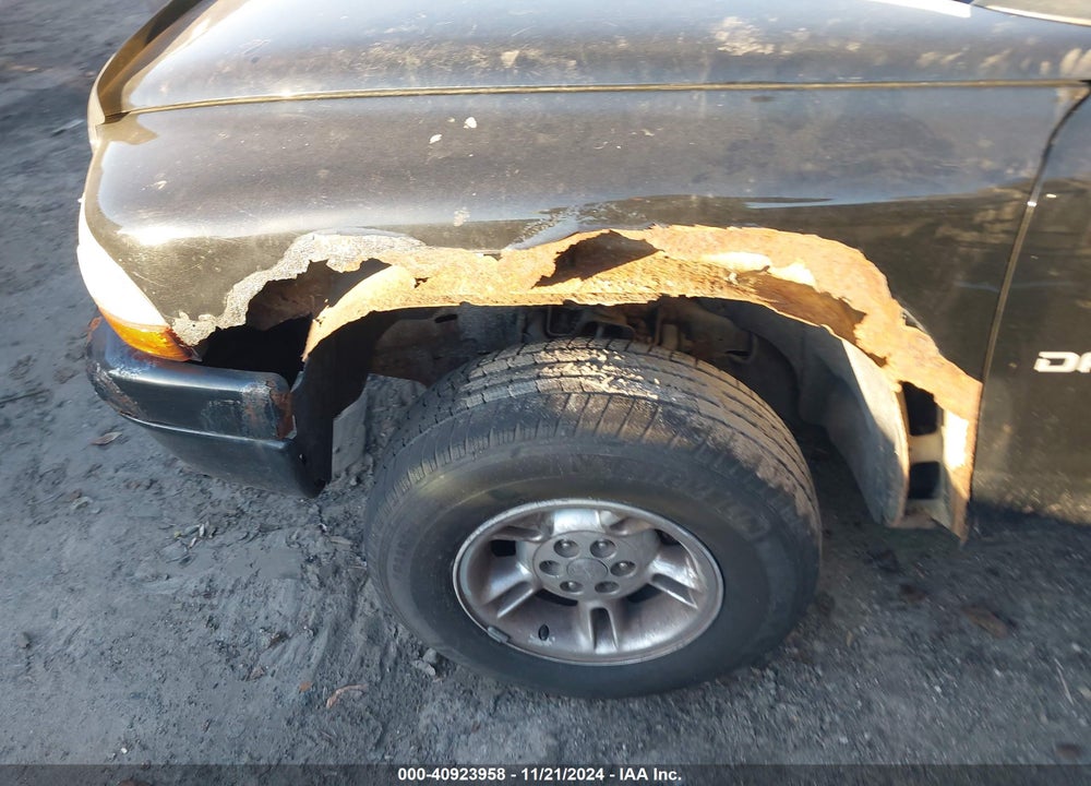 2000 DODGE DAKOTA SLT/SPORT VIN: 1B7GG22N3YS697498