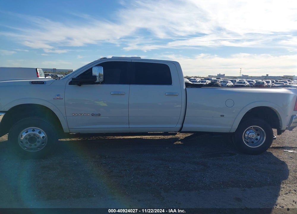 2021 RAM 3500 LIMITED LONGHORN  4X4 8' BOX VIN: 3C63RRKL3MG617156