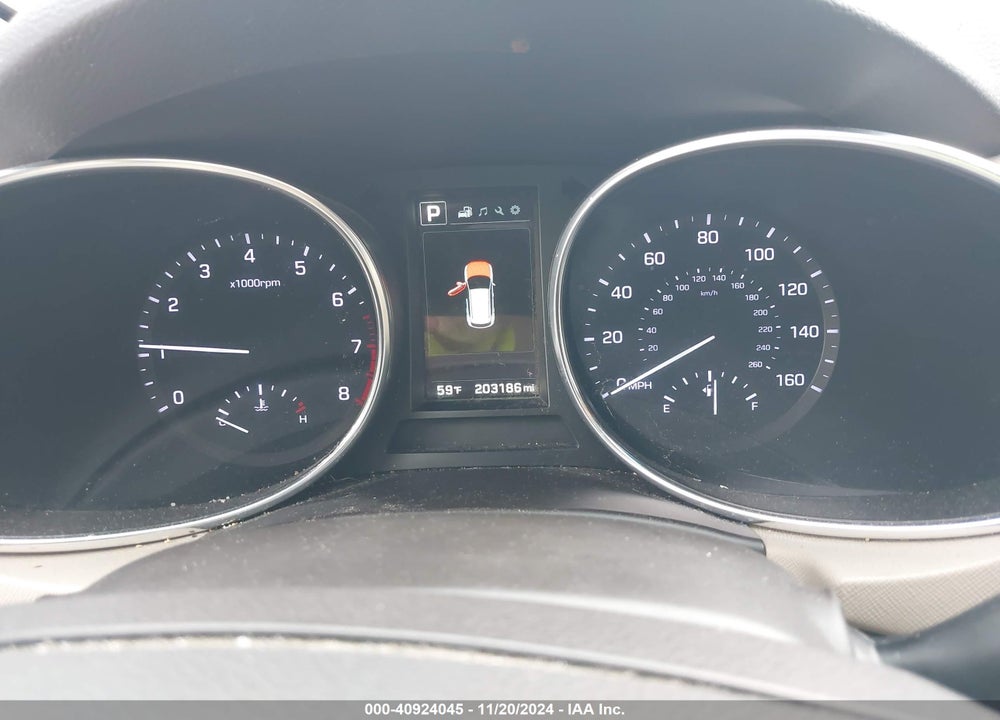 2017 HYUNDAI SANTA FE SE VIN: KM8SNDHF2HU202512