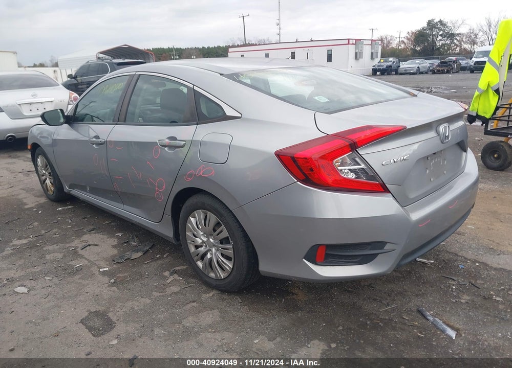 2017 HONDA CIVIC LX VIN: 19XFC2F55HE031103