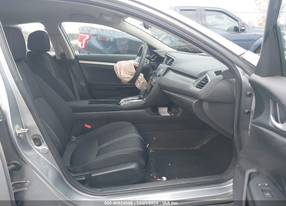2017 HONDA CIVIC LX VIN: 19XFC2F55HE031103