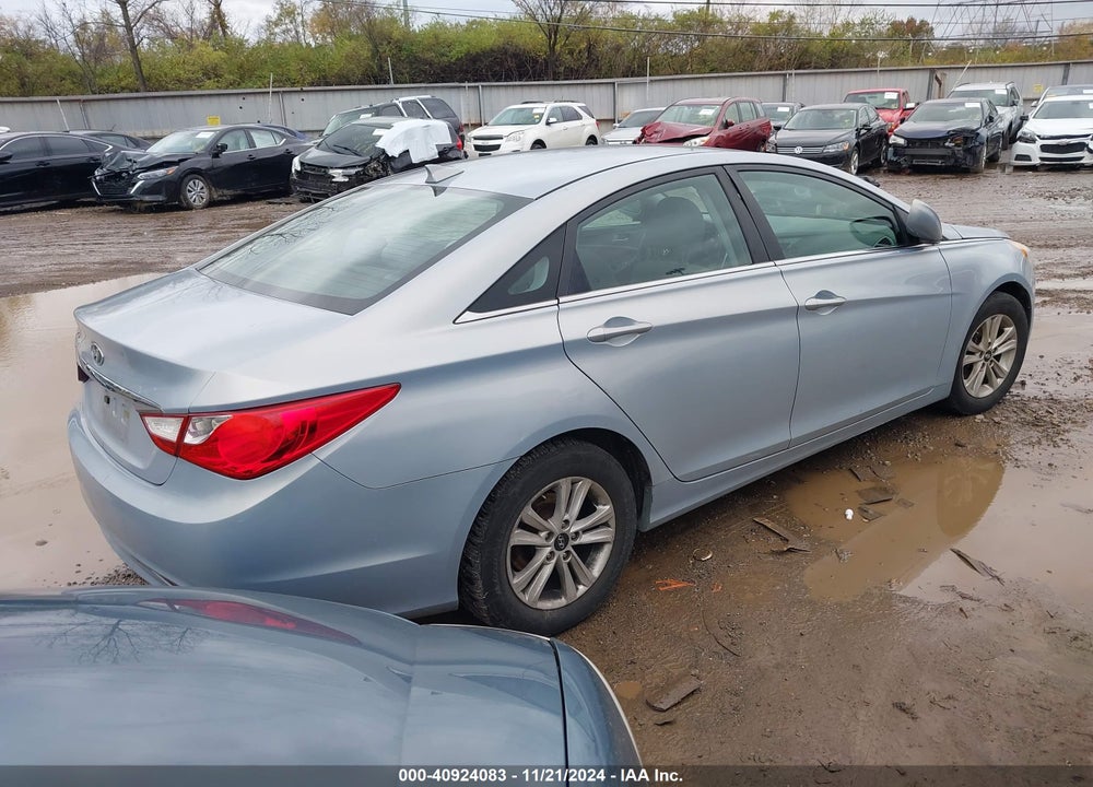 2013 HYUNDAI SONATA GLS VIN: 5NPEB4AC5DH749529