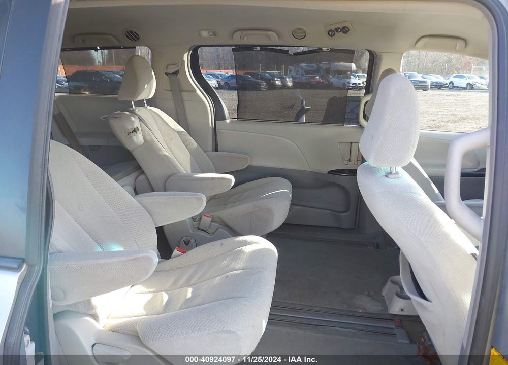 2012 TOYOTA SIENNA LE V6 8 PASSENGER VIN: 5TDKK3DC2CS253346