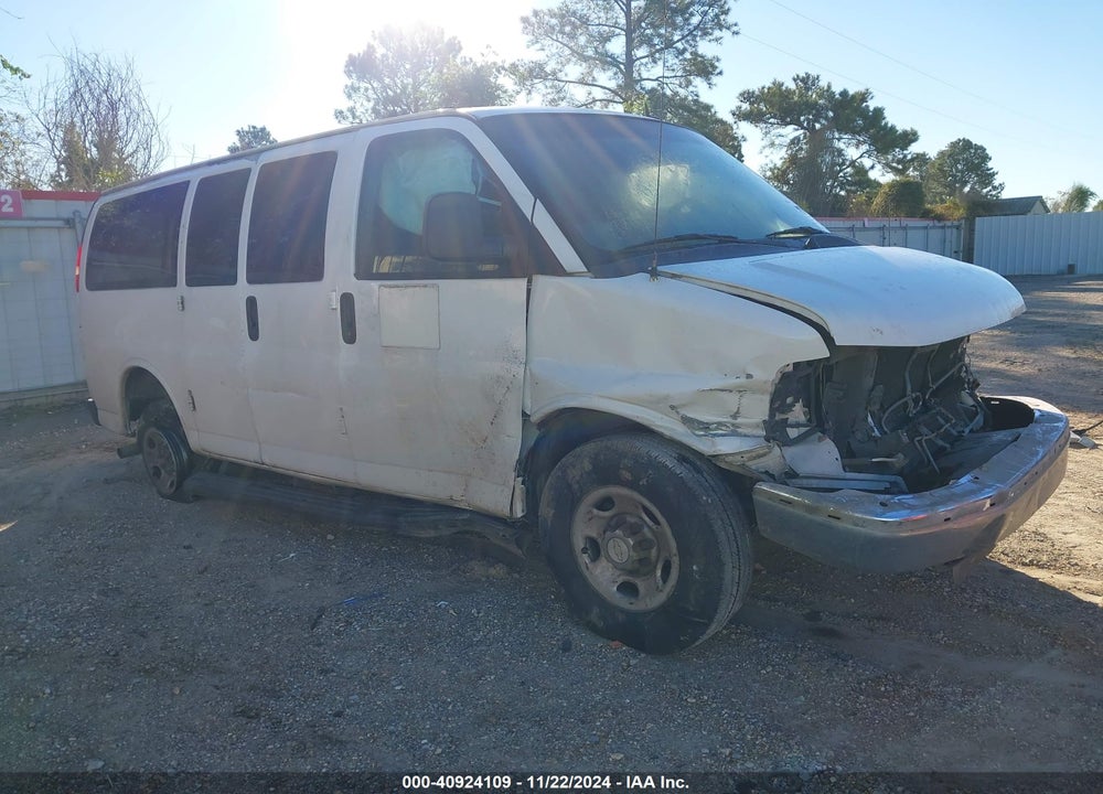 2014 CHEVROLET EXPRESS 3500 LT VIN: 1GAZGYFA7E1113620