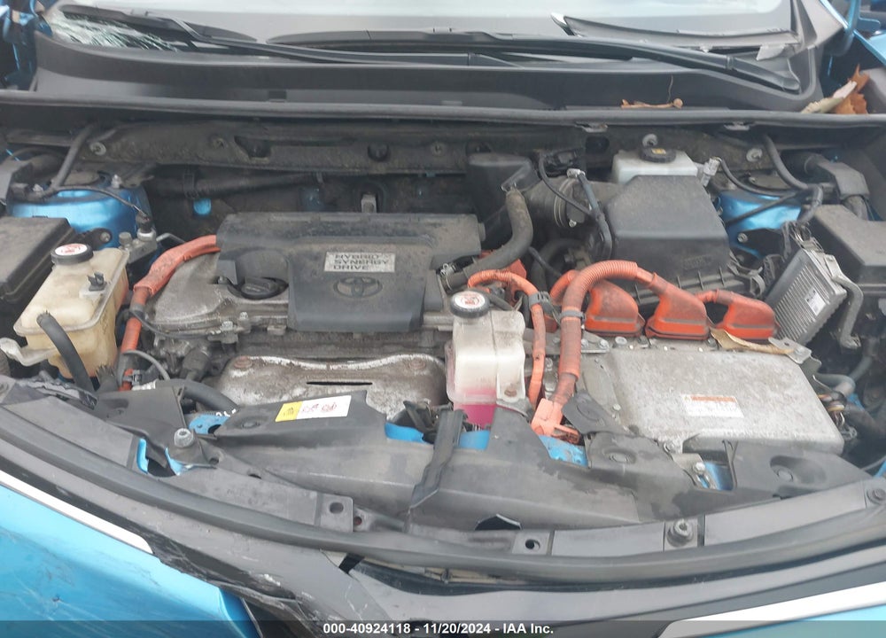 2017 TOYOTA RAV4 HYBRID XLE VIN: JTMRJREV5HD148257