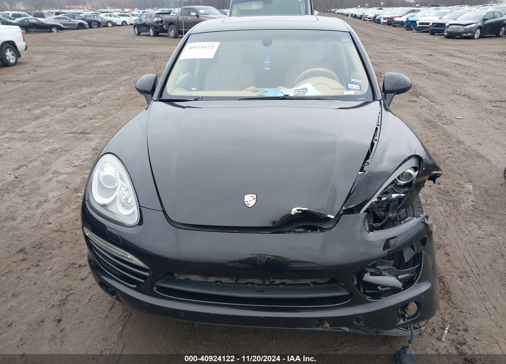 2011 PORSCHE CAYENNE VIN: WP1AA2A28BLA07128
