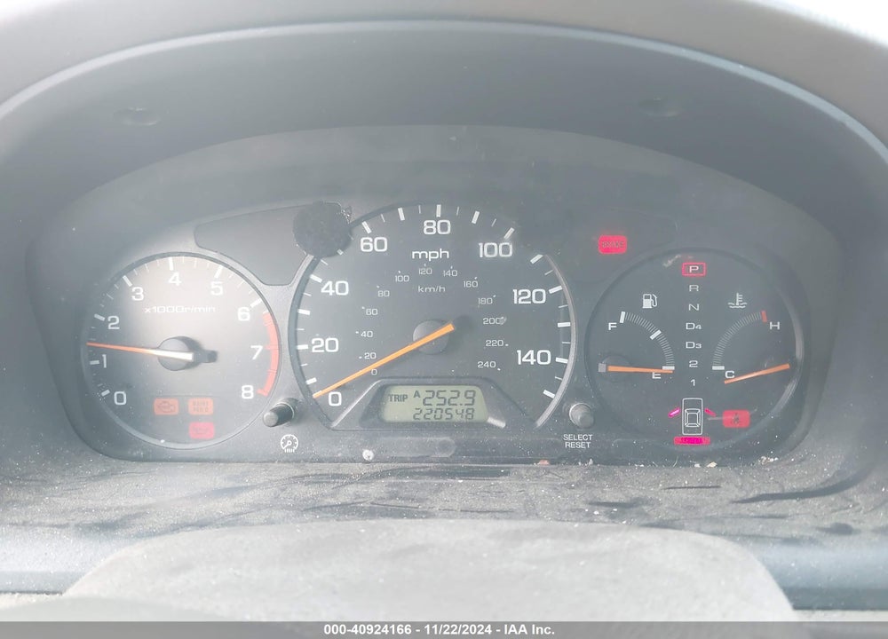 2002 HONDA ACCORD 2.3 LX VIN: 1HGCG66572A024566