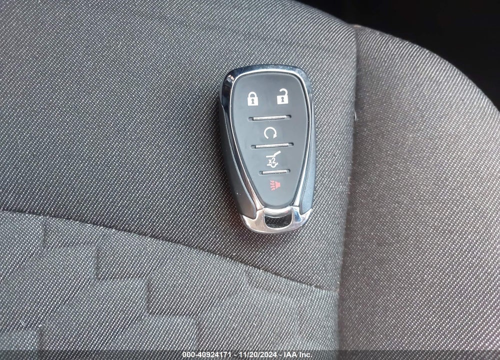 2019 CHEVROLET EQUINOX LT VIN: 2GNAXKEV7K6112845