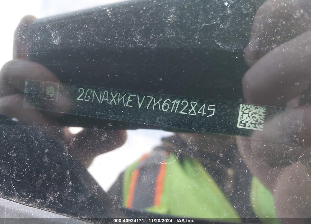 2019 CHEVROLET EQUINOX LT VIN: 2GNAXKEV7K6112845