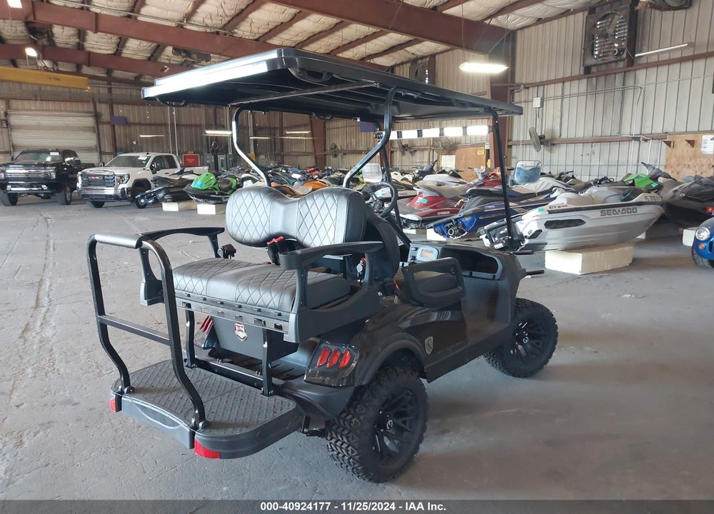 2023 LION GOLF CART VIN: 014060016
