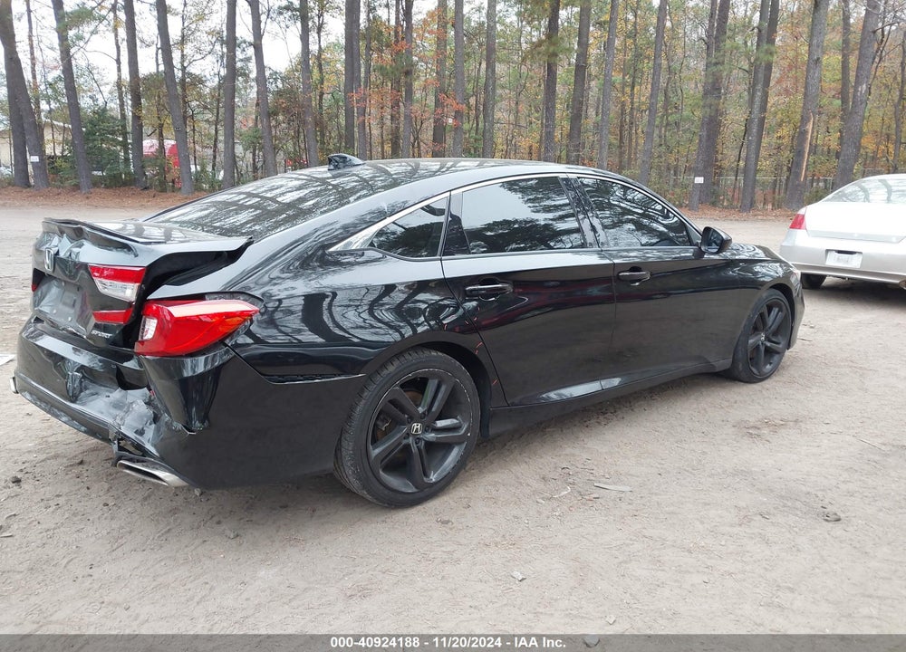 2018 HONDA ACCORD VIN: 1HGCV1F34JA205131