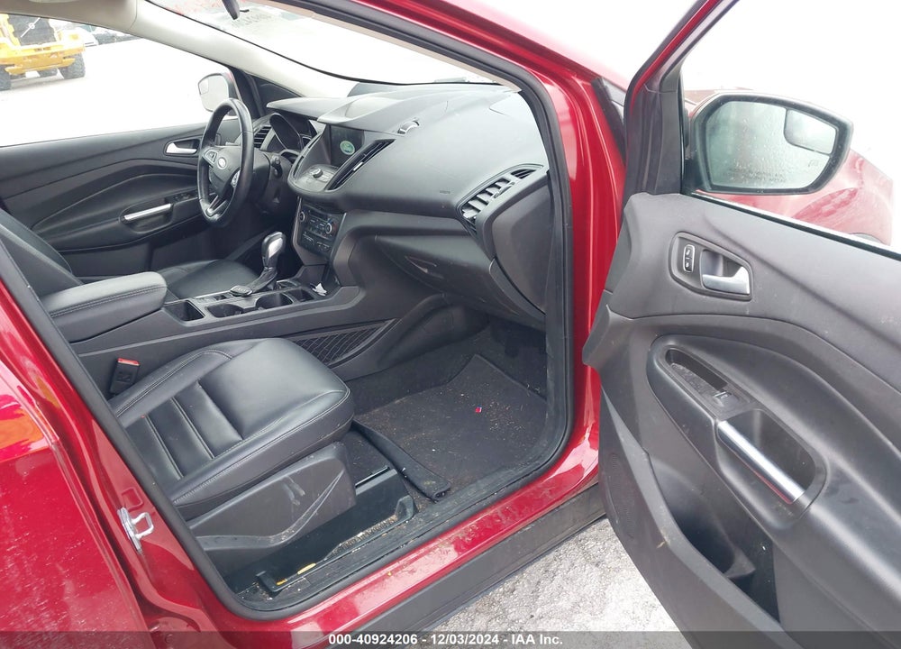 2019 FORD ESCAPE SEL VIN: 1FMCU0HD8KUC23323