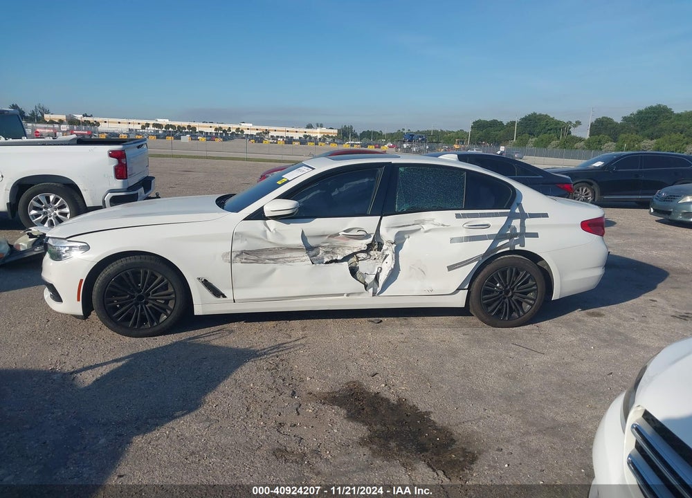 2018 BMW 540I VIN: WBAJE5C53JG918311