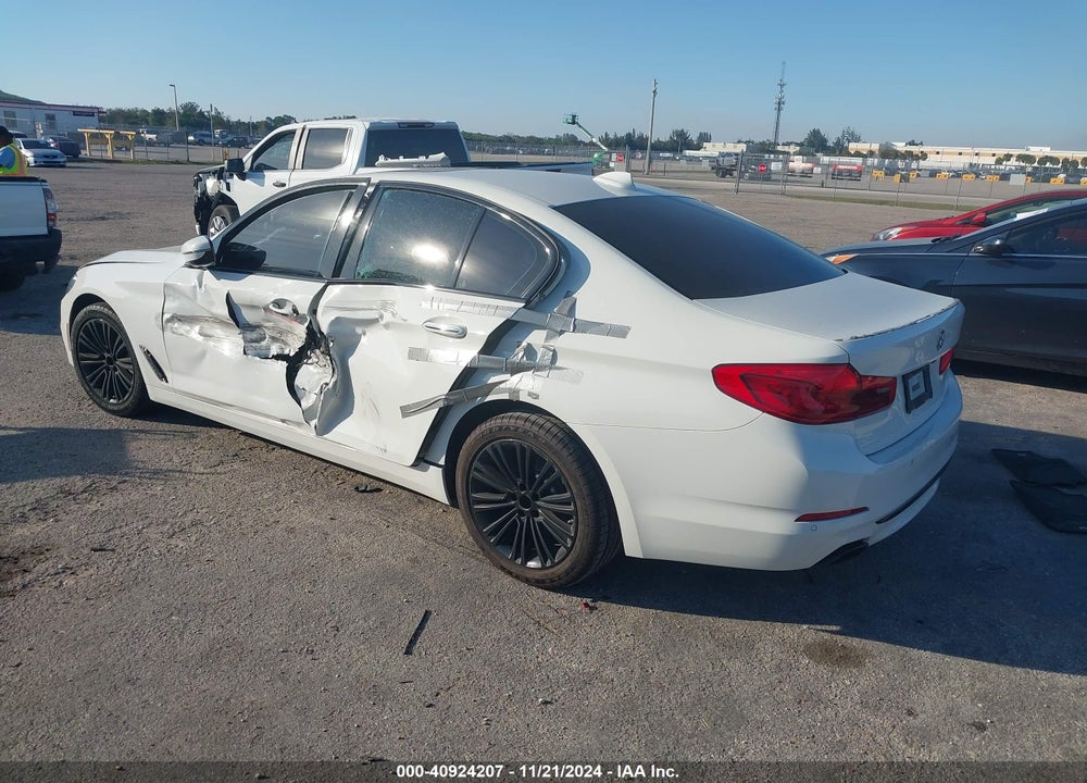 2018 BMW 540I VIN: WBAJE5C53JG918311