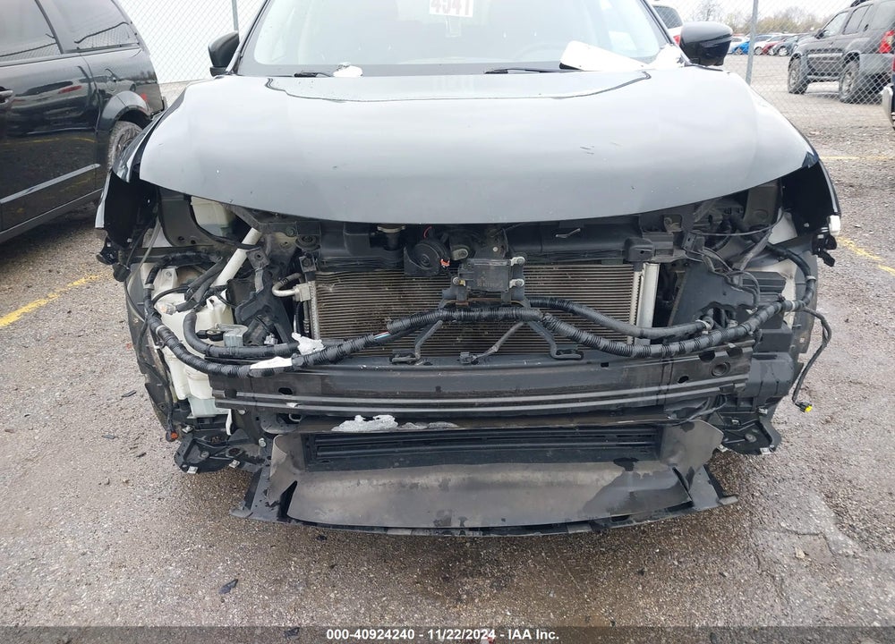 2019 NISSAN ROGUE SL VIN: 5N1AT2MV2KC802575