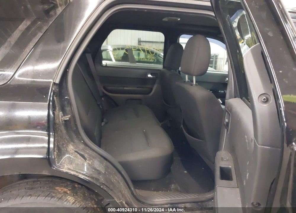 2010 FORD ESCAPE XLT VIN: 1FMCU9DG5AKA70074