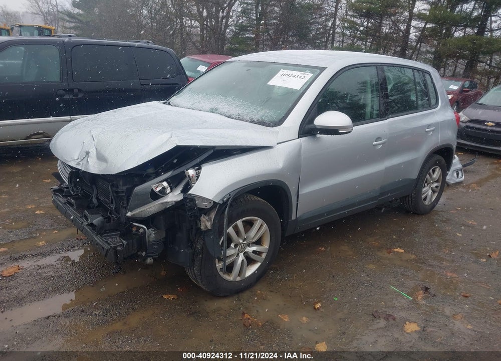 2013 VOLKSWAGEN TIGUAN S VIN: WVGBV7AX9DW546499