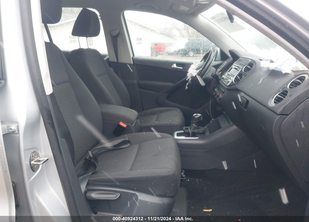 2013 VOLKSWAGEN TIGUAN S VIN: WVGBV7AX9DW546499