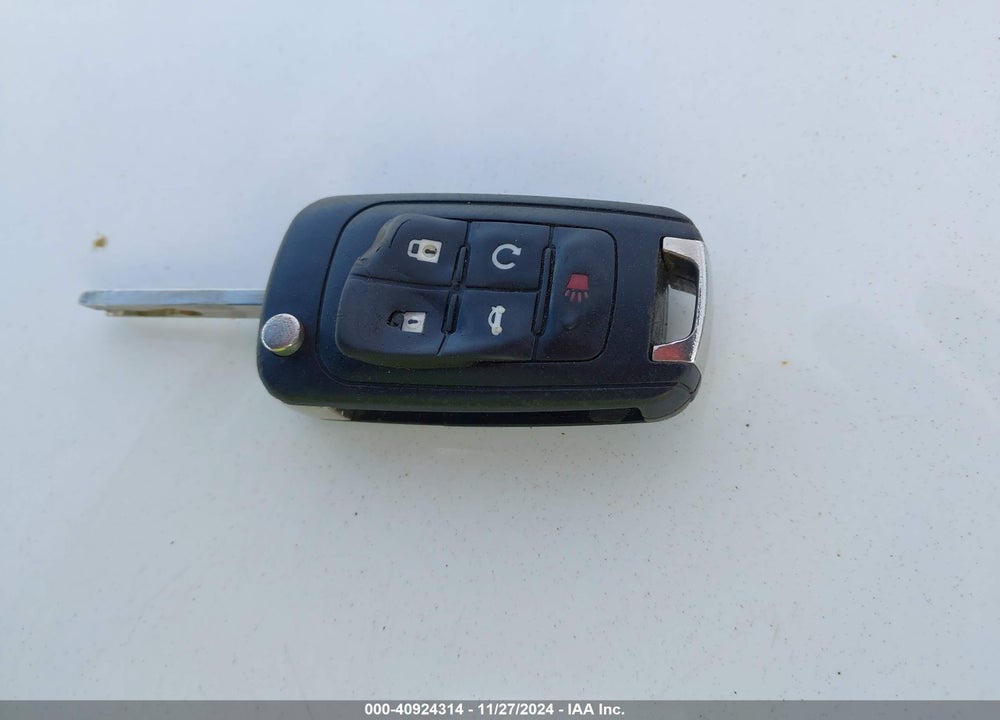 2014 CHEVROLET EQUINOX LS VIN: 2GNALAEK5E1170529