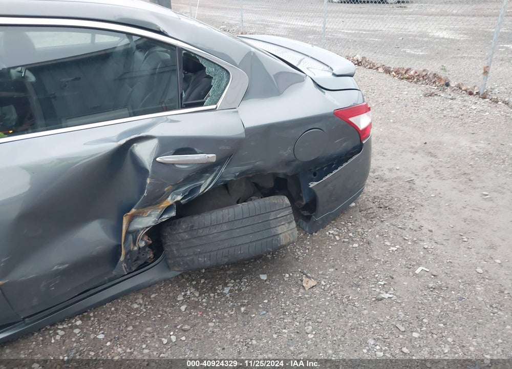 2009 NISSAN MAXIMA 3.5 SV VIN: 1N4AA51E29C825841