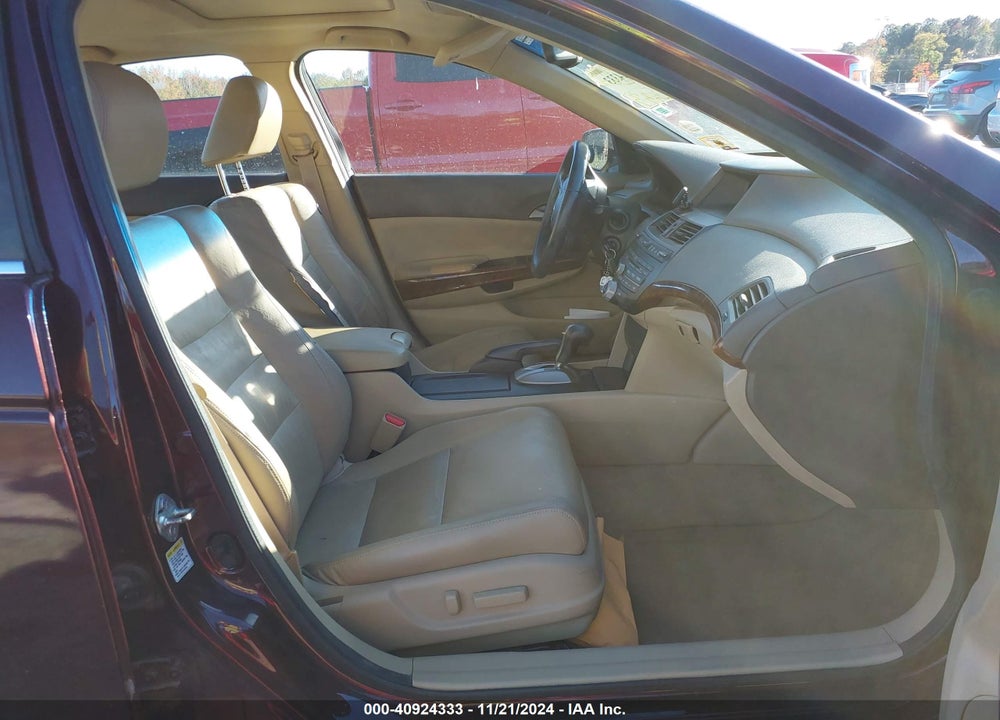2010 HONDA ACCORD 3.5 EX-L VIN: 5KBCP3F81AB012900